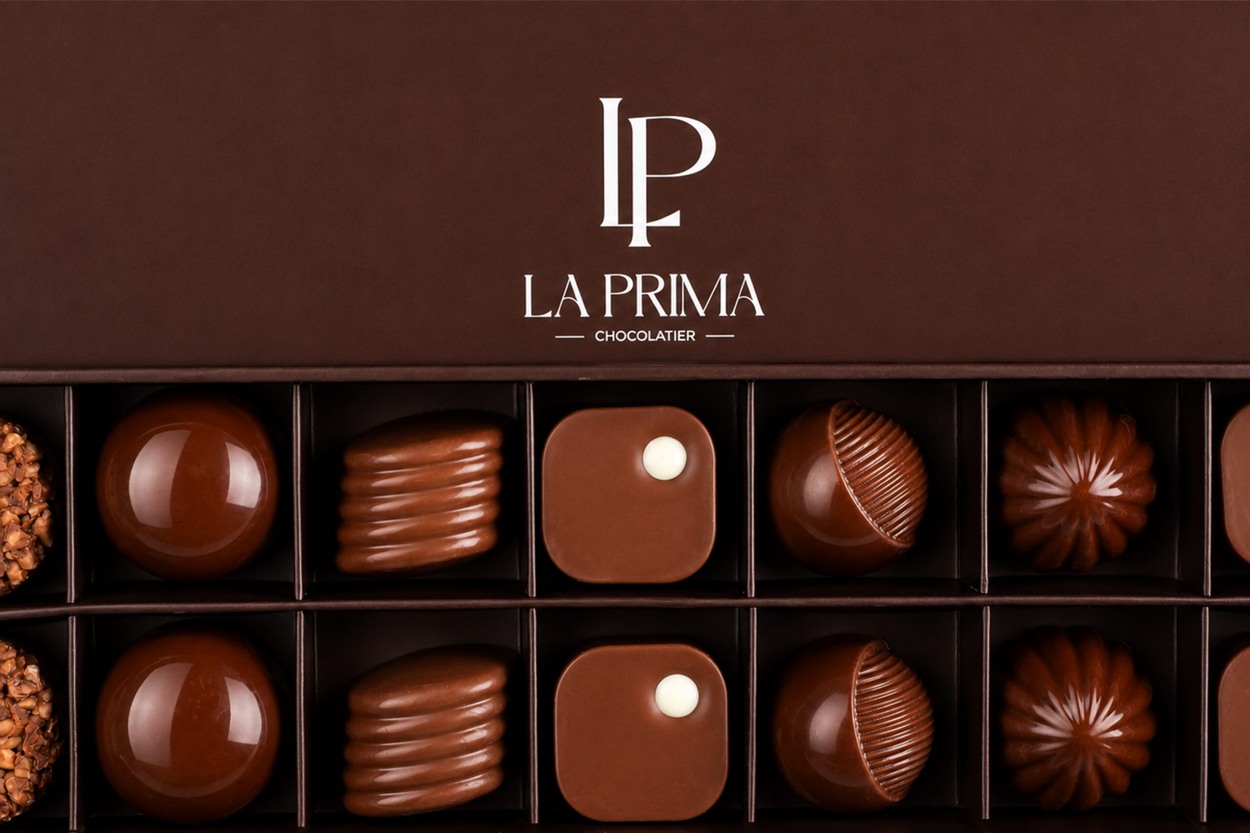 Les Bon Bon Chocolate Box - 14 pcs - Image 3